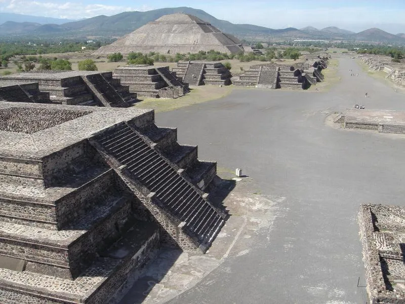 Peradaban dari Masa ke Masa (bagian kelima) peradaban-amerika-latin-Pyramid-of-the-sun