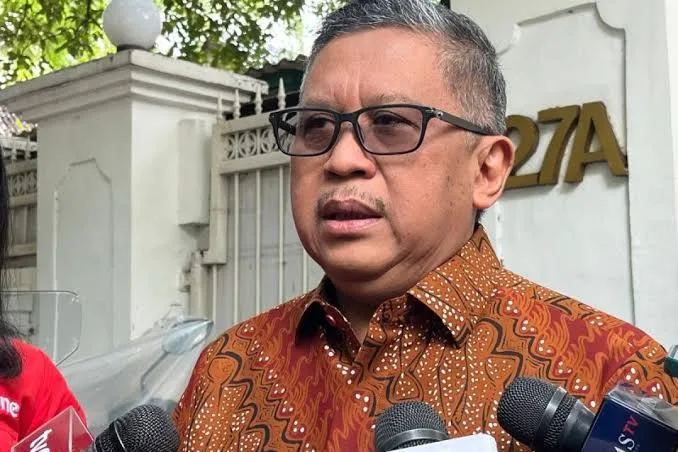 Keterlibatan ‘Partai Coklat’ di Pilkada Sumut Bikin Hasto Khawatir