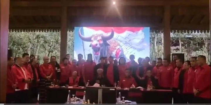 PDIP Pecat 24 Kader Selain Jokowi Sekeluarga