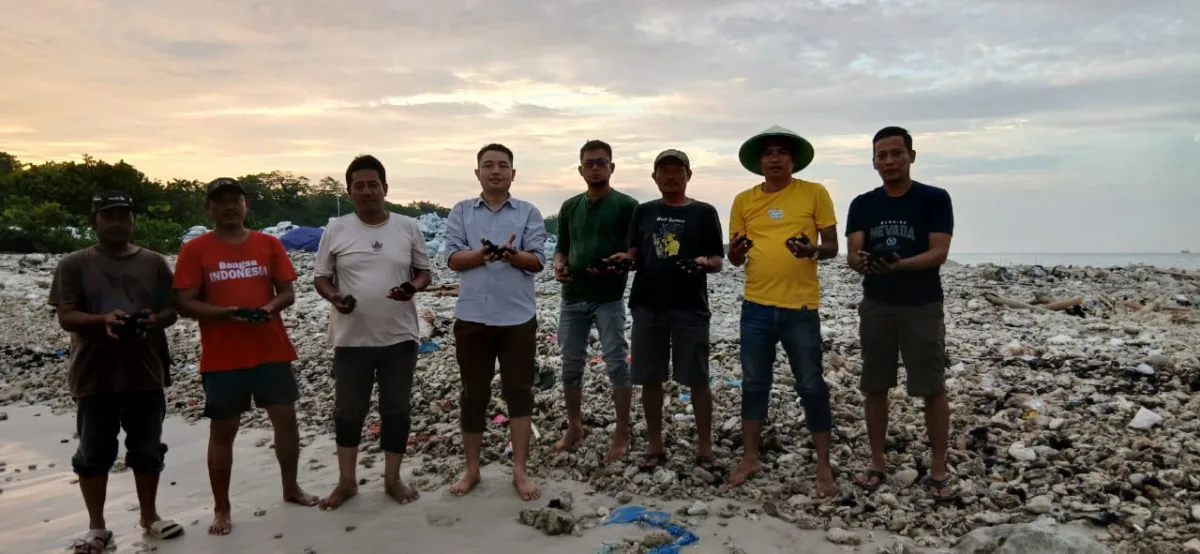 Warga Pandeglang Minta Solusi Cepat Atas Tumpahan Batu Bara di Laut