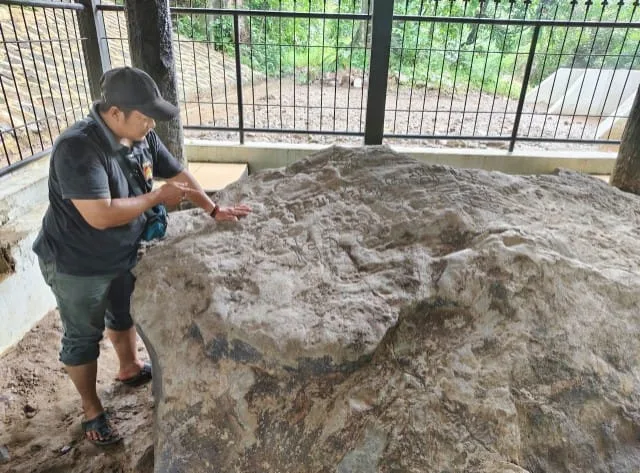 Warga Harapkan Pembangunan Akses Jalan Menuju Prasasti Cidanghiang di Kecamatan Munjul