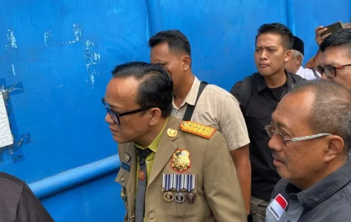 Wamenaker dan Wawali Surabaya Sidak Perusahaan Diduga Tahan Ijazah Karyawan