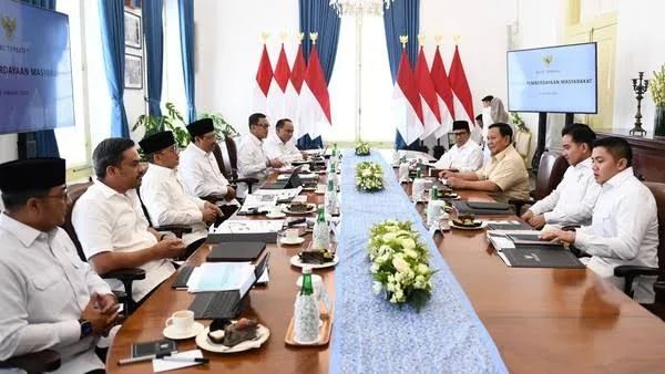 Presiden Prabowo Minta Publik Maklum jika Ada Pejabat Baru yang Keliru Bicara