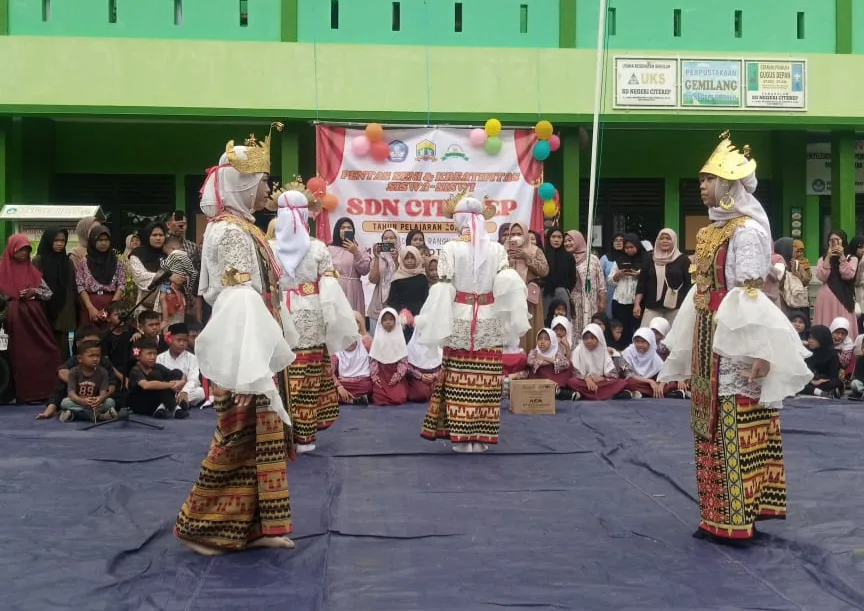 SDN Citerep Meriahkan Pelepasan Siswa Kelas 6 dengan Pentas Seni dan Kreativitas