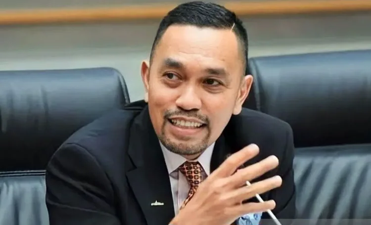 NasDem Ungkap Alasan Ahmad Sahroni Dicopot dari Pimpinan Komisi III