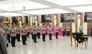 Kapolri Lantik Sejumlah Pejabat Baru, Komjen Wahyu Widada Jadi Irwasum Polri