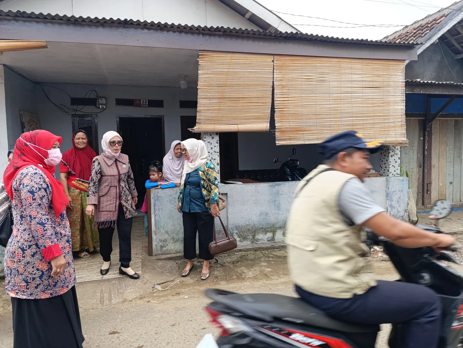Ketua TP PKK Lebak Belia Hasbi, Perkuat Pengawasan Desa Siaga TB di Malingping