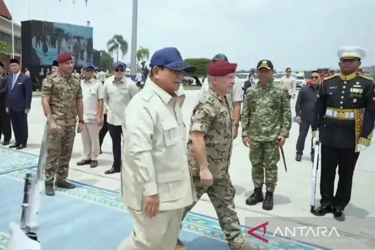 Prabowo dan Raja Abdullah II Saksikan Aksi Drone Gabungan TNI–Yordania dalam Unjuk Kekuatan Militer Modern