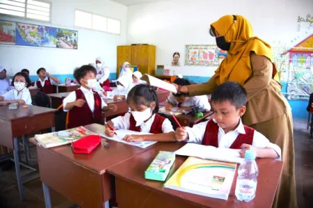 Kompak, Guru dan Siswa Tolak Wacana Sekolah Enam Hari di Jateng