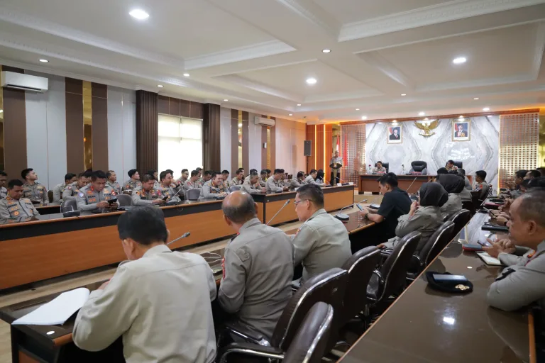 Tingkatkan Pelayanan Call Center 110, Polda Banten Gelar Pelatihan Bersama Bank Mandiri