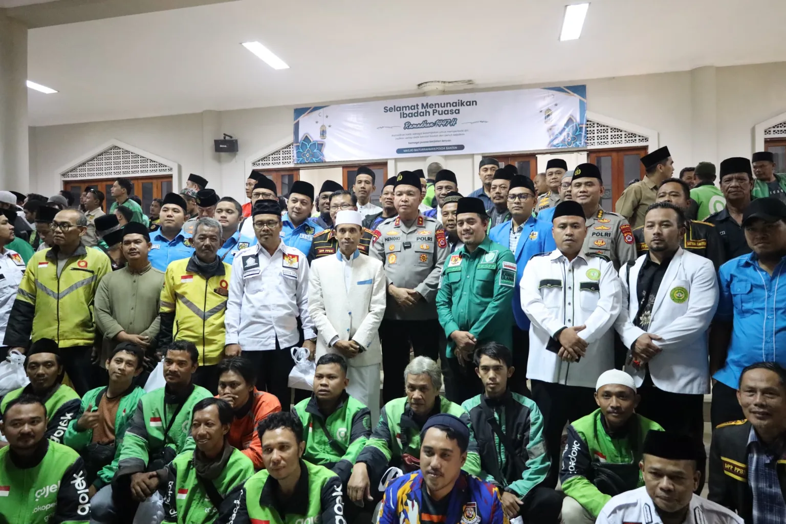 Polda Banten Gelar Buka Puasa Bersama Ojol dan Ormas, Perkuat Silaturahmi di Bulan Ramadhan