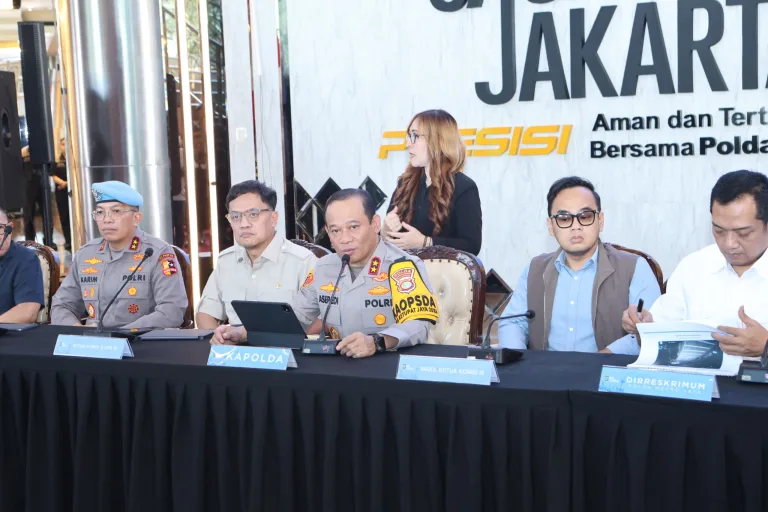Polda Metro Jaya Ungkap Pelaku Penyiraman Air Keras Aktifis Melalui Anilisa Saintifik