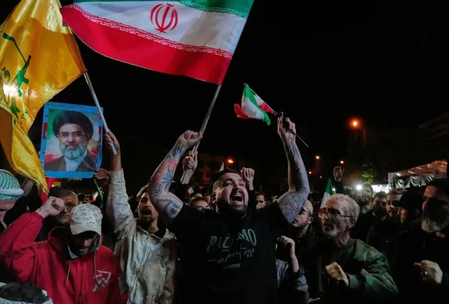 Israel Gempur Lebanon Sementara AS – Iran Gencatan Senjata