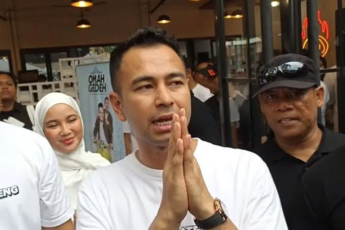 Kasus Dugaan Suap Bea Cukai PT Blueray Cargo: KPK Dalami Fakta Sidang, Hotman Paris Tantang Pembuktian Keterlibatan Raffi Ahmad