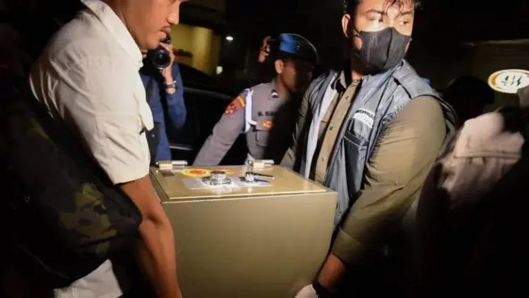 YLBHI Soroti Kehadiran Militer di Ranah Penegakan Hukum Sipil Pasca-Penggeledahan di Cipete