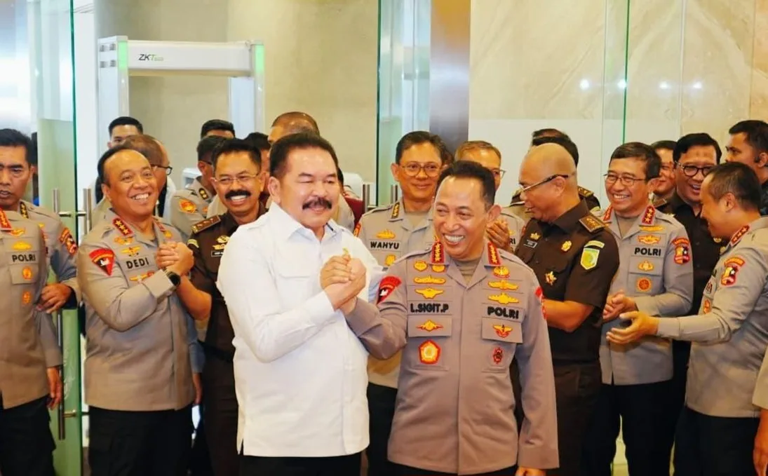 Kapolri Temui Jaksa Agung: Tidak Pernah Ada Masalah di Antara Dua Institusi