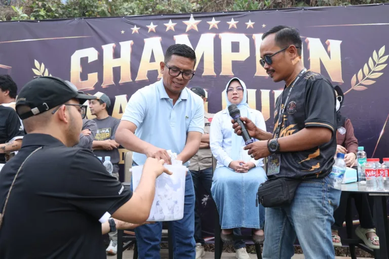 Andra Soni: Turnamen Sepak Bola Jadi Hiburan dan Penggerak Ekonomi Rakyat