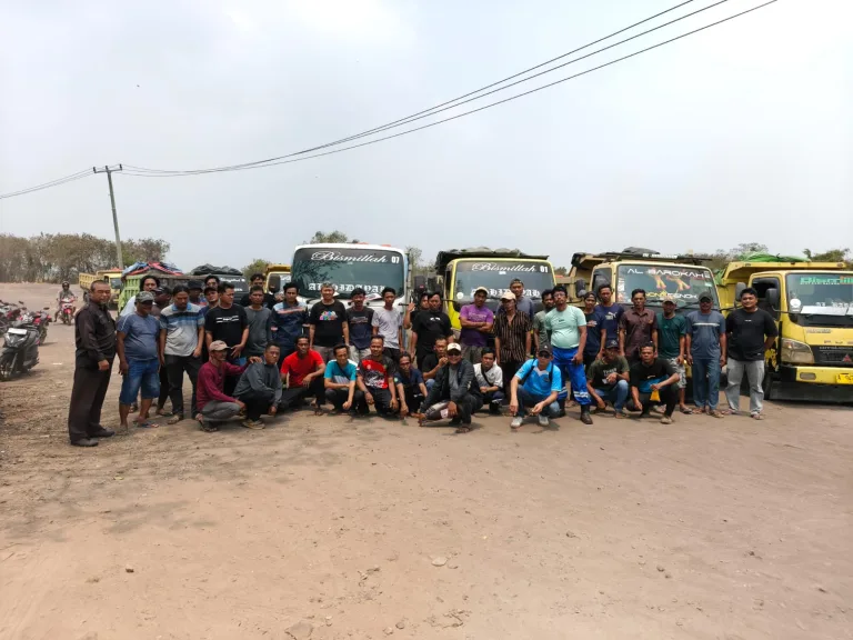 Driver Lokal Lontar Tolak Penambahan Armada FABA dari Luar Wilayah, Minta Kontrak dan Ritasi Transparan