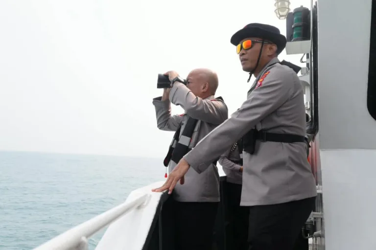 Akhirnya Berhenti: Pencarian Awak Media di Seputar Lautan GAK