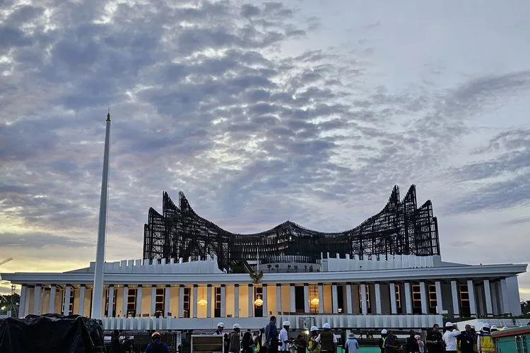 Istana Garuda IKN: Warna Gelap Jadi Sorotan, I Nyoman Nuarta Jelaskan Proses Alami yang Terjadi