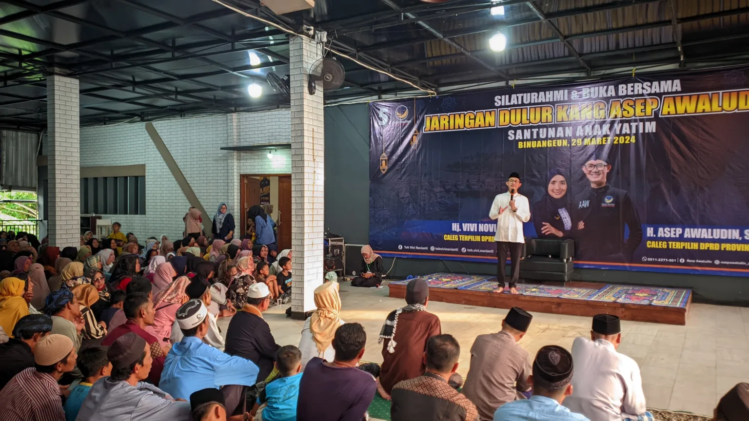 Asep AW dan Istri, Caleg Terpilih Nasdem Gelar Bukber dan Berbagi Santunan