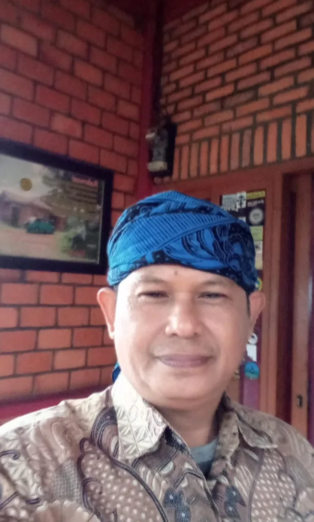 Langkung Saur Bahe Carek (Budaya Sunda, edisi 3)