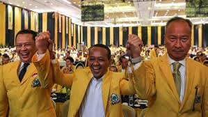 Refly Harun Nilai Senior Golkar Banyak yang Kecewa Dipimpin Bahlil
