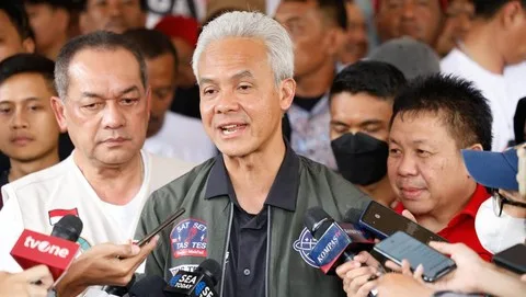 Ganjar Pranowo Berjanji Menempatkan Jokowi di Posisi Terhormat Jika Menjadi Presiden