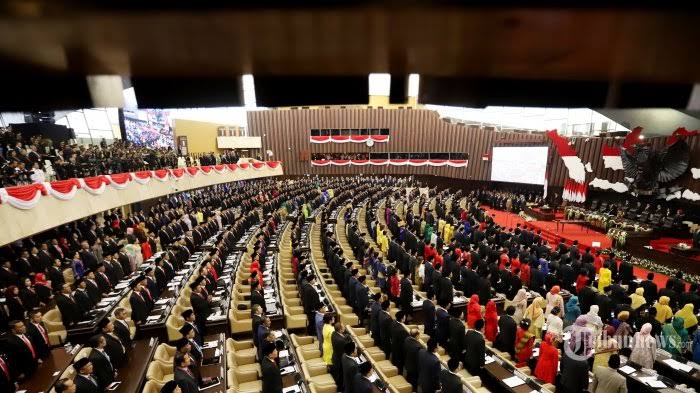 DPR RI Setujui Pembentukan Pansus Angket Pengawasan Haji