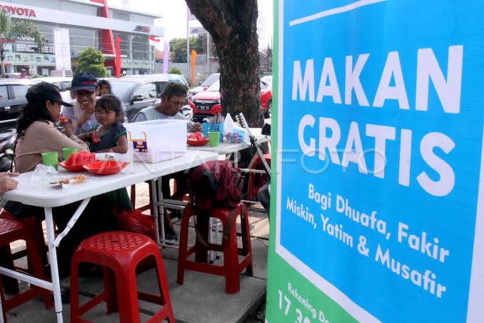 Gibran Rakabuming Raka Uji Coba Program Makan Siang Gratis di Bogor per Porsi Rp14.900